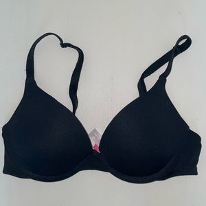 PINK VS Wear Everywhere Push Up 32B